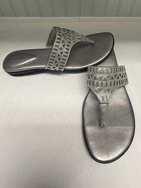 KAREN SCOTT Silver/Rhinestone Bling Sandals with Heel Padding Size 9.5M